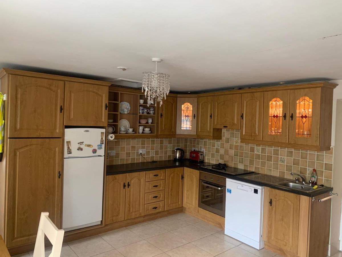 Toms Cottage Longford Exterior photo